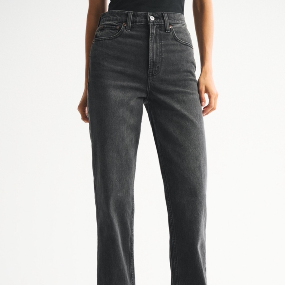 Abercrombie & Fitch Women's Straight Leg Jeans in Washed Black